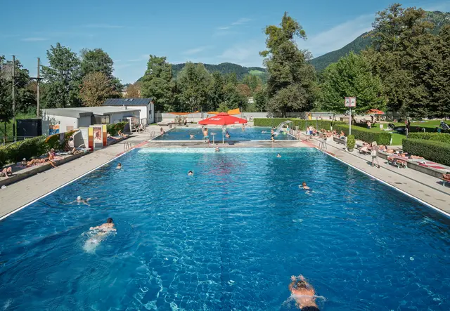 Das Aya-Freibad an der Alpenstraße | Foto: Stadt Salzburg/Alexander Killer