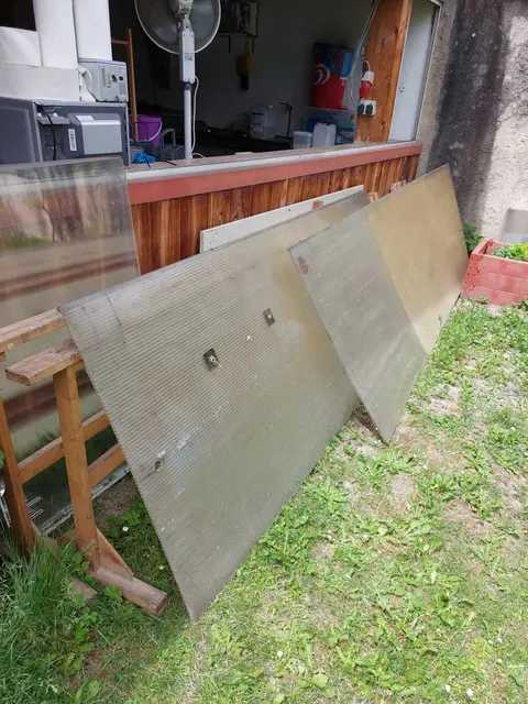 Der Altbestand an der Bar wurde von den Beiden ausgetauscht. | Foto: Birkl