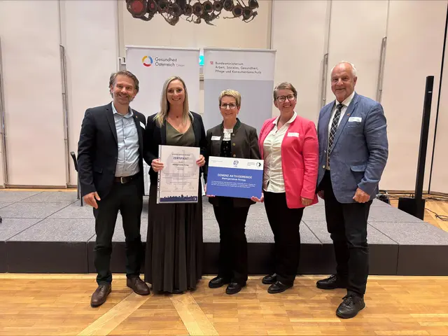 Von rechts: BGM Franz Richau, AL Mag. (FH) Gertrude Felsperger, Demenzbeauftragte der Marktgemeinde Rosegg Claudia Woschitz, Beatrice Kleinberger, 2.Vzbgm. Michael Waldher | Foto: Franz Richau