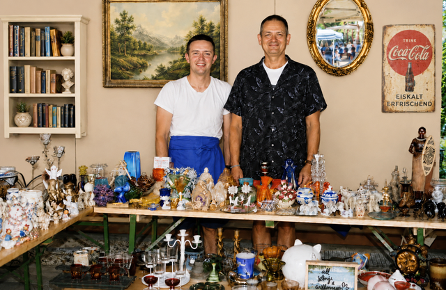 Die Beschäftigten und Mitarbeitenden der Lebenshilfe-Werkstätte Bad Ischl freuen sich auf zahlreiche Gäste bei ihrem Flohmarkt am 26. Juni. | Foto: Lebenshilfe OÖ