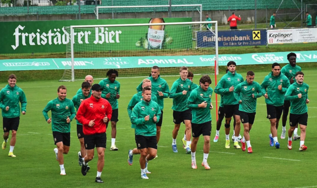 Traditionelle Sommergäste in Freistadt: die Kicker des SK Rapid. | Foto: Erwin Pramhofer