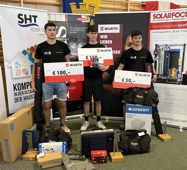 Die Top 3 mit ihren Gewinnen.  | Foto: Mag. Wilma Langer-Bruckner BEd.
