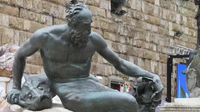 02.06.2026 Figur Neptunbrunnen