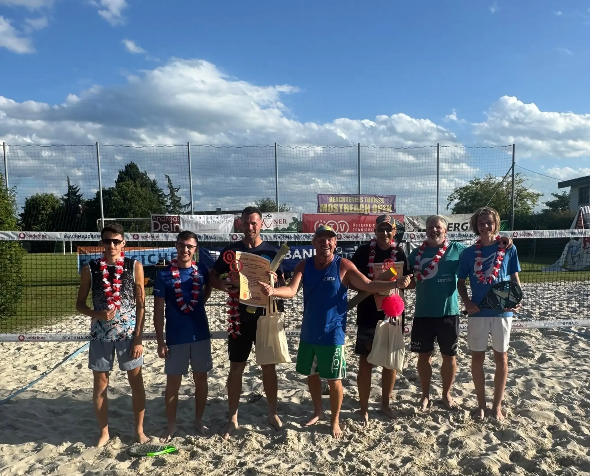 St. Valentin in Beach Tennis Fever: The Mostbeach Open 2026 Make History - ...