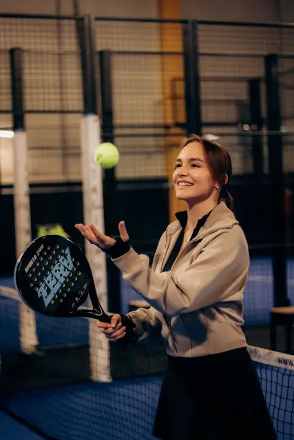 Damit Du bei der neuen Trend-Sportart Padel-Tennis genau weißt um was es geht, werden in diesem Beitrag die Regeln und Begriffe erklärt.
 | Foto: pexels / Anhelina Vasylyk