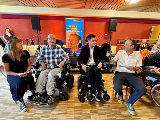 Knapp 200 Gäste feierten gemeinsam mit Bewohnern, Angehörigen, Wegbegleitern und Mitarbeitern das 50-jährige Jubiläumsfest des Wohnhauses für Menschen mit Behinderungen. | Foto: Diakoniewerk