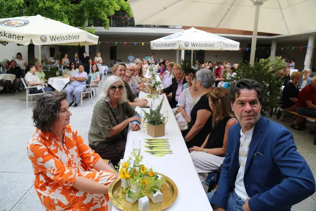 Bgm. Manfred Rädler, STR Julia Berchtold, Ursula Ess (Vorstand), Margot Insam-Gstach (GF), Sibylle Nussbaum (Vorstand), Prim. Dr. Heinz Fritzsche (Vorstand), Konrad Bönig (Vorstand), Guntram Rederer (Vorstand) | Foto: mohi feldkirch