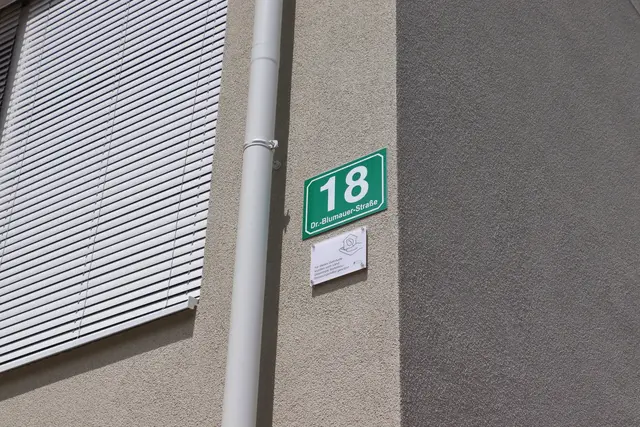 ÖWG Wohnbau hat in Kalsdorf von 2005 bis 2026 insgesamt 472 Wohnungen errichtet. Diese Entwicklung geht weiter: Im vierten Bauabschnitt werden in der Dr.-Blumauer Straße weitere 69 Wohnungen entstehen. Die Fertigstellung ist für das Frühjahr 2027 geplant. In der Hauptstraße 139 entsteht indessen ein Gebäude mit einer Gewerbefläche, die von der Steiermärkischen Sparkasse genutzt werden wird, und mit 27 freifinanzierten Mietwohnungen. Die Fertigstellung der Gewerbefläche ist für Ende 2026, jene der Wohnungen ist ebenso für das Frühjahr 2027 geplant. Eine Vormerkung ist ab sofort unter www.oewg.at möglich. | Foto: Edith Ertl