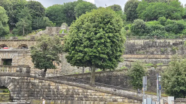 02.06.2026 Blick zurück, Sistema delle Rampe del Poggi, einer monumentalen Anlage aus Terrassen, Grotten und Brunnen