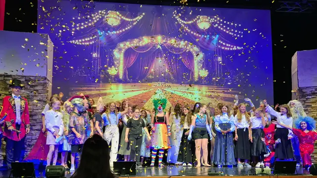 Die Schüler begeisterten mit "The greatest Show"  | Foto: MMS Zell am See