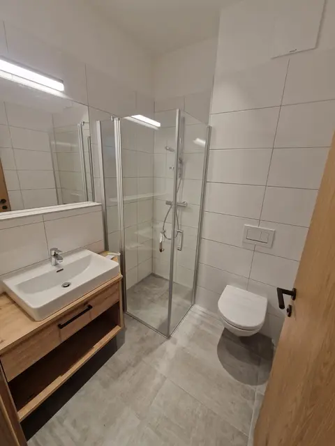 Moderne Sanitär- und WC-Anlagen sind natürlich Pflicht. | Foto: Gemeinde Hirschegg-Pack