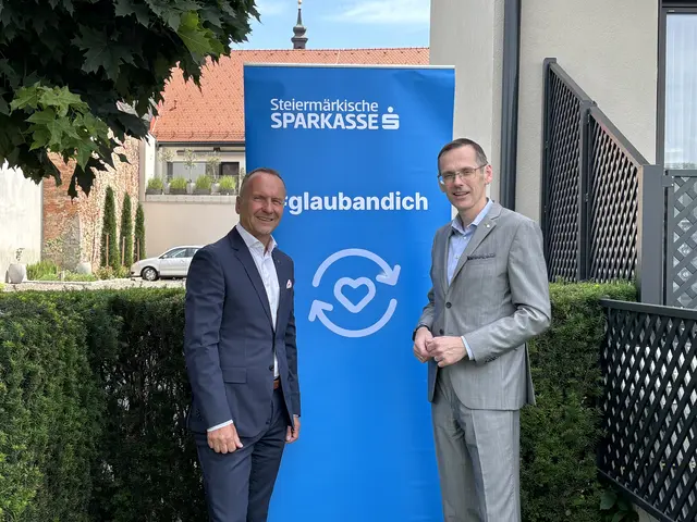 Wolfgang Schrei und Oliver Kröpfl (v.l)