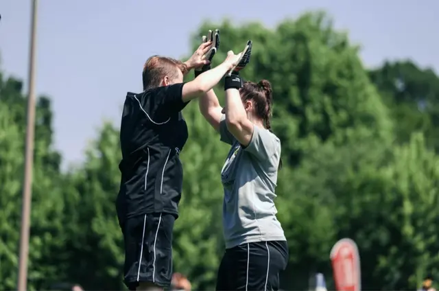 Der Verein „One Ball for all“ und die „Integrations-Fußball-WM“ blicken auf eine lange gemeinsame Geschichte zurück.  | Foto: Mandl/ Sport spricht alle Sprachen