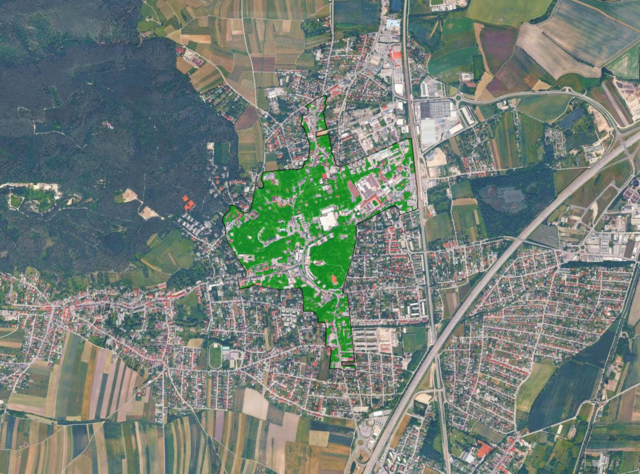 Die Stadt Bad Vöslau gehört zu den grünsten Stadtzentren Österreichs. Das geht aus einer neuen Analyse der Umweltschutzorganisation Greenpeace hervor. | Foto: Greenpeace/2026 Google Bilder