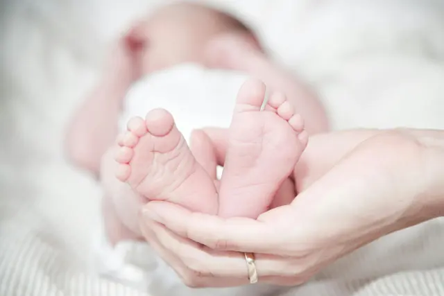 Ruhe und Nähe prägen den Start ins Familienleben. | Foto: Pexels (Symbolfoto)