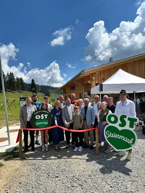 Auf der Sommeralm konnte die Funbase Holzmeisterlift eröffnet werden. | Foto: Oststeiermark Tourismus
