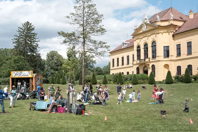 Das Fest war gut besucht und alle hatten sichtlich viel Spaß. | Foto: Blitzkerl