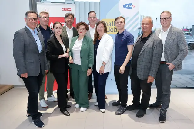 Hans Moser, Georg Mittermayr, Lisa Sigl, Christof Bauer, Andrea Joos, Michael Pecherstorfer, Silke Aistleitner, Julian und Adolf Toferer und Tobias Luger. | Foto: Andreas Maringer