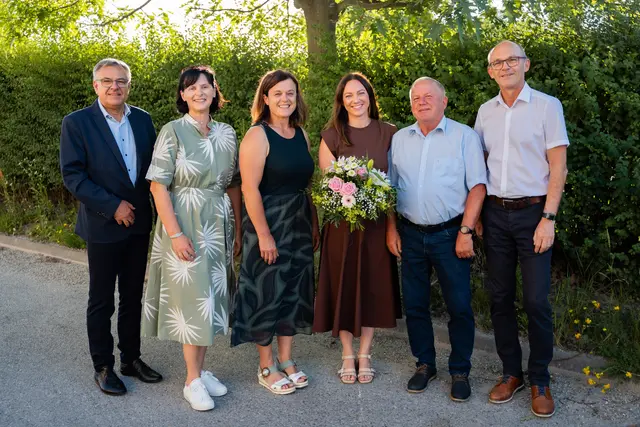 BH Christoph Schweitzer, GPO Susanne Kreinecker, ÖVP-Gemeindevorständin Anita Meindlhumer, VBgm. Barbara Jungreithmeier, GR Franz Achleitner, Bgm. Wolfgang Kreinecker. | Foto: infilmity/Jakob Kreinecker