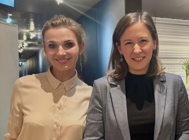 Katharina Valentin hat Familienministerin Claudia Bauer ihre Kinderschutz-Petition vorgestellt.  | Foto: Privat