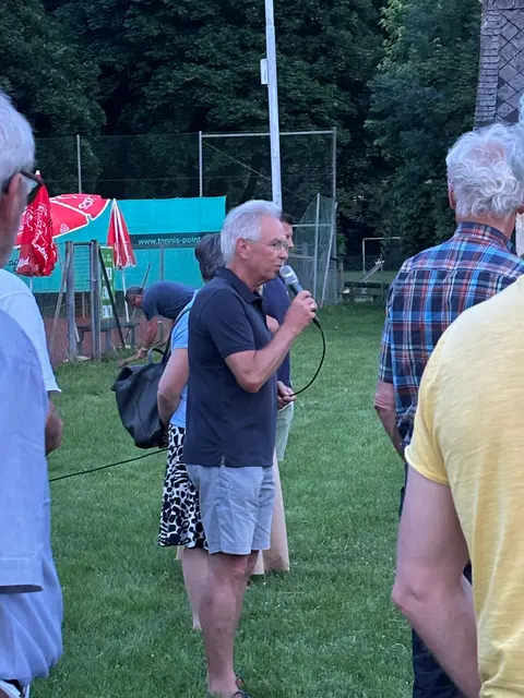 Obmann Reinhold Luschin richtete einige Worte an die Anwesenden. | Foto: meinBezirk/Freya Essler