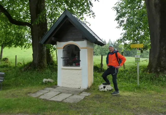 Das edle Marterl auf dem Rabenstadl