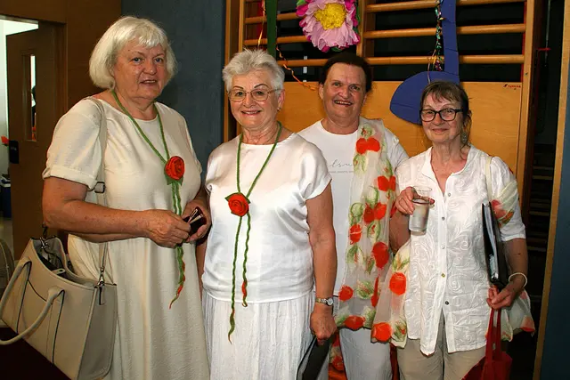Sängerinnen unter sich: Elfi, Christine, Renate und Gisela. | Foto: Anna Maria Kaufmann