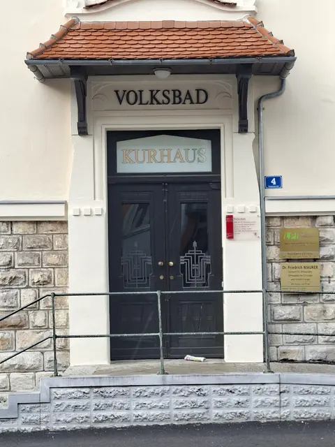 Der Eingangsbereich des LPI hat sich in über 100 Jahren kaum verändert.  | Foto: MeinBezirk.at/Tobias Strasser-Knopper