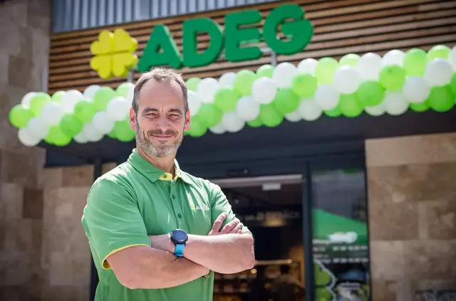 Roberto Neumann führt den neuen ADEG Markt in Werfenweng. | Foto: REWE Großhandel GmbH/wildbild/Günter Freund