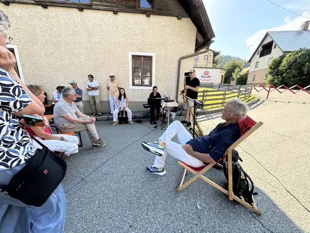 Die Band Silksonic sorgte für die passende musikalische Begleitung | Foto: MeinBezirk/Carmen Rienzner