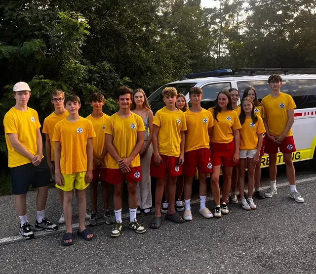 Die Jugendlichen der Wasserrettung St. Andrä sind bereit anderen Menschen in Not zu helfen.  | Foto: Privat