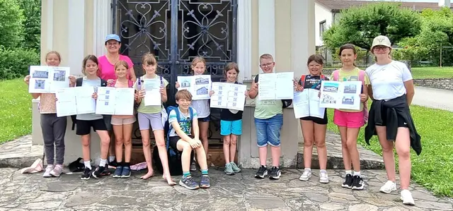 Klara, Ada, Caroline, Emilia, Benedikt,Marie, Helene,Fabio,Emma,Lea mit ihren Klassenlehrerinnen Helga Seibezeder und Sofie Grossteiner. | Foto: VS Öhling