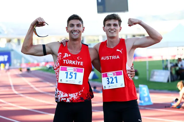 Niklas Strohmayer-Dangl gewann bei den Balkan-Meisterschaften in Volos die Silbermedaille über 400 Meter Hürden. | Foto:  ÖLV / Marilia Vasilakopoulou