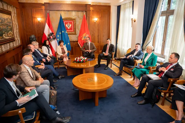 Mit einer hochrangigen Delegation aus Politik, Wirtschaft, Wissenschaft und Bildung hat Landeshauptmann-Stellvertreterin Manuela Khom die montenegrinische Hauptstadt Podgorica besucht.  | Foto: Land Steiermark/Binder