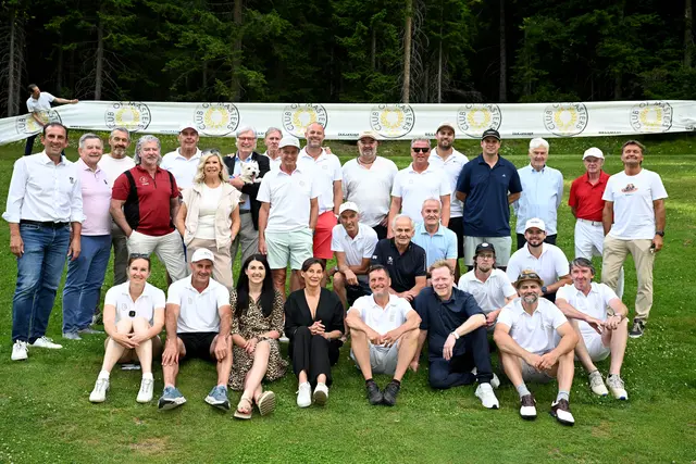 Die Club of Masters Mitglieder beim Gold-Charity-Event | Foto: Club of Masters/Wolfgang Breiteneicher