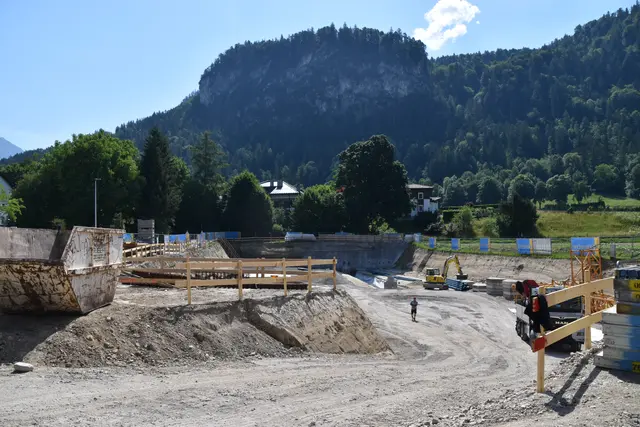Die neue Südtiroler Siedlung nimmt langsam Form an.  | Foto: Barbara Fluckinger