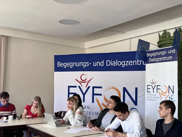In verschiedenen Seminaren gab es Einblicke in Politik und Co.