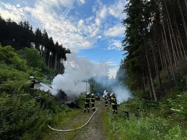 Die Feuerwehr musst ausrücken.