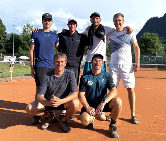 Das siegreiche Team aus Bad Ischl feierte einen 7:2-Erfolg gegen Altenberg. Nicht am Foto: Mannschaftsführer Patrick Mikenda. | Foto: TC Bad Ischl
