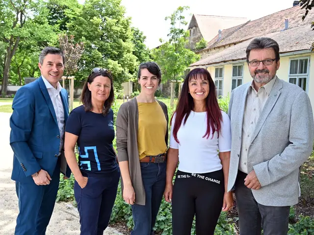 Verena Sochurek gefolgt von Gabriele Hohenegger sowie Petra Zach waren die besten Sportlerinnen in Horn. | Foto: Langstadlinger / Stadtgemeinde Horn