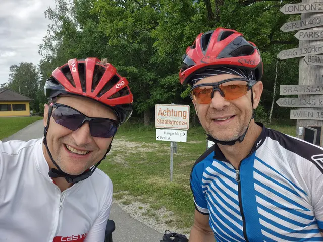In 54 Stunden bewältigte das Duo die rund 1.100 Kilometer lange Strecke. | Foto: Willi Hoffmann