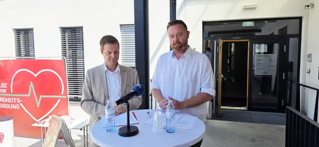 NAbg. Mario Lindner (r.) und Bgm. Thomas Reingruber.