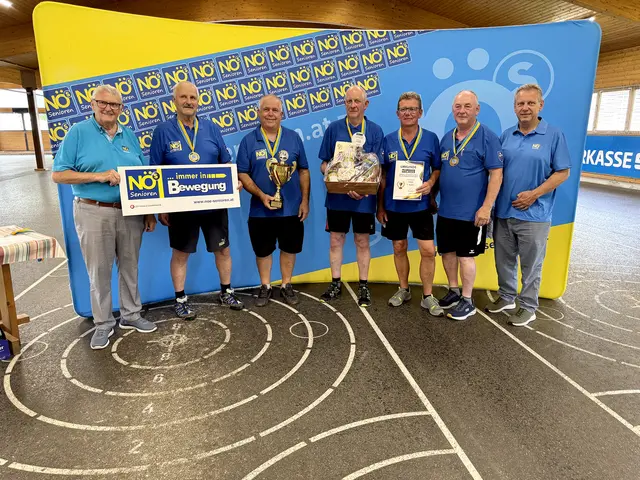 Wang: Landesobmann-Stv., Bezirksobmann Johann Brandstetter, Haselsteiner Engelbert, Rücklinger Herbert, Mock Walter, Karl Wolfgang, Gamsjäger Bruno, Landesgeschäftsführer Hans Sommer. | Foto: NÖs Senioren