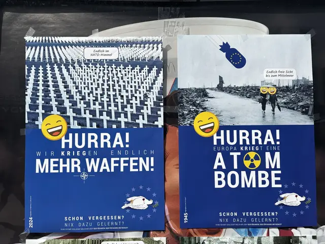 Am Montagmorgen tauchten in der Favoritenstraße sowie rund um den Viktor-Adler-Markt zahlreiche satirische Anti-Kriegs-Plakate auf. | Foto: Antonio Šećerović/MeinBezirk