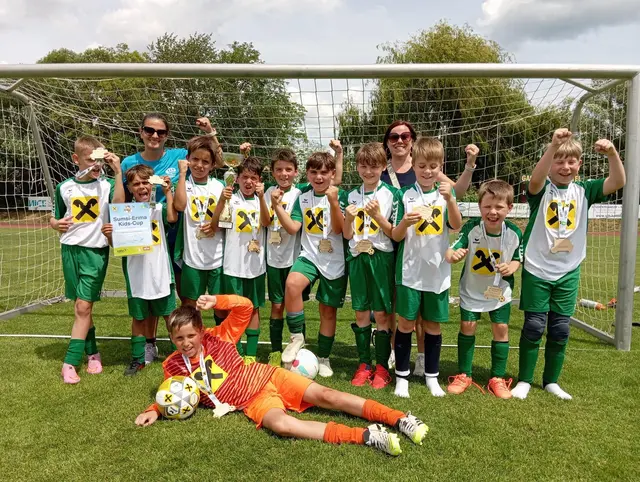 Beim Sumsi-Erima Landesfinale in Hollabrunn zeigten die Fußballer der Volksschule und Musikvolksschule Horn eine beeindruckende Leistung. | Foto: VS Horn