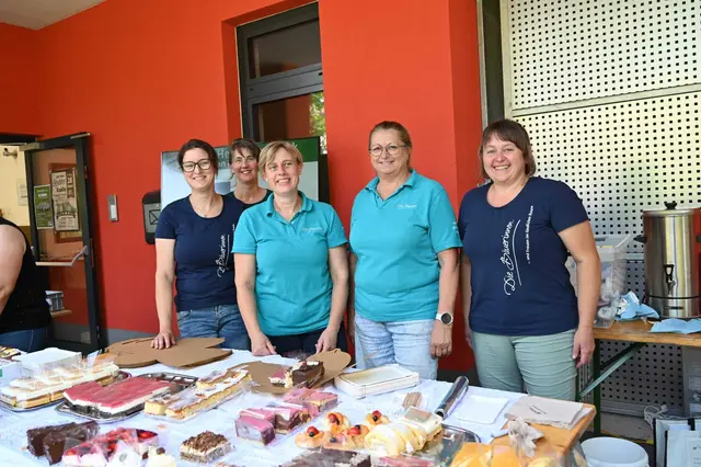 Es gab natürlich auch Kaffee und Kuchen. | Foto: Die Bäuerinnen im Bezirk Waidhofen