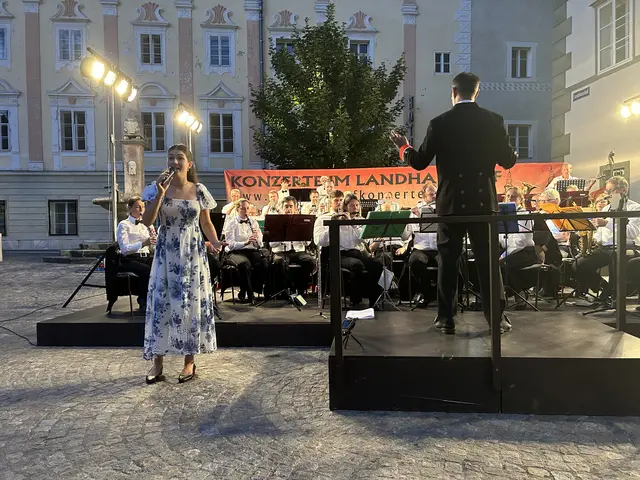 Genießen Sie das stimmungsvolle Ambiente und einzigartige Konzerte im Landhaushof. | Foto: Blasmusikverband Klagenfurt