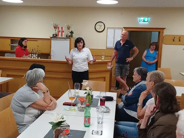 Andrea Ager referierte über das Rote Kreuz und seine Arbeit in Wörgl. | Foto: PVÖ Wörgl