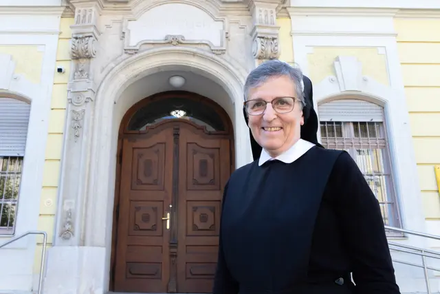 Oberin des Konvents der Ursulinen und Geschäftsführerin des Schulvereins der Ursulinen: Schwester Franziska (Maria) Trummer 