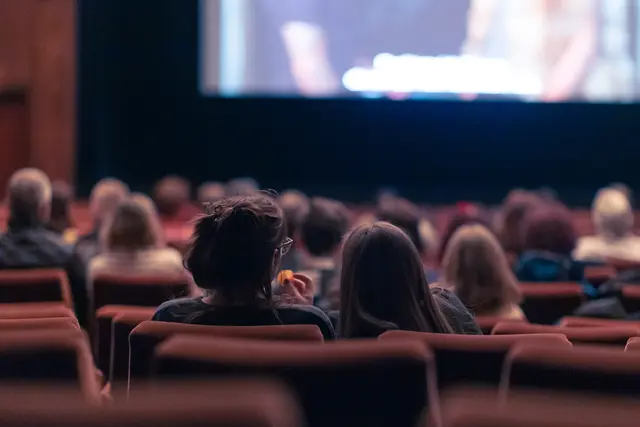 Im Babylon Kino Horn wurde die 50.000ste Besucherin feierlich empfangen. | Foto: Babylon Kino Horn